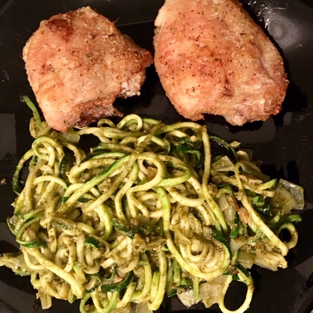 Chicken thighs w pesto zucchini